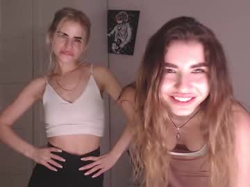 girl
        scally_daisy cam image #112391