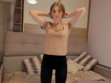 girl
        gracelee__ cam image #63641