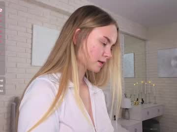 girl
        ruta_meow cam image #255871