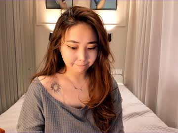 girl
        bora_ cam image #12719