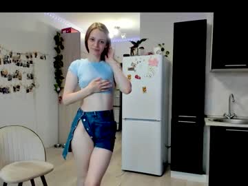 girl
        molly_kisskiss cam image #98933