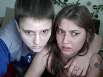 couple Latina Sex Cam with aliens4twenty