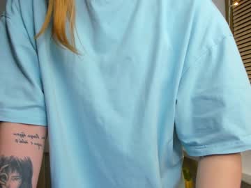 girl
        vulpiones cam image #123879