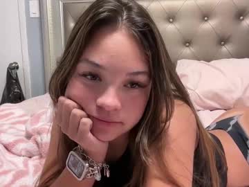 girl Latina Sex Cam with sophialynnxx