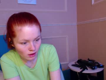girl
        sonya__shine cam image #56427