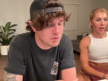 couple
        yourtrophyboy cam image #86216