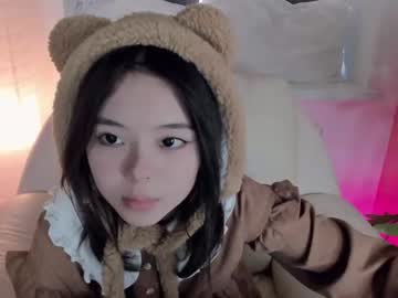 girl
        tiny_sora cam image #54564