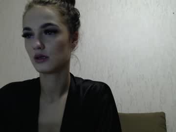couple Latina Sex Cam with lovely_milka