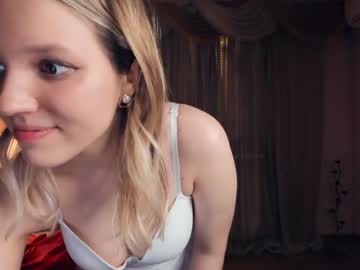 girl
        candykeliy cam image #55736