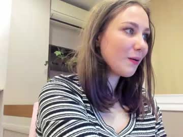 girl
        wish_mln cam image #164674