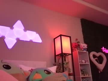 girl
        tessafoxtv cam image #153360