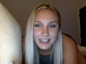 girl
        dreag3011 cam image #15610