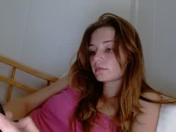 couple
        poppywilde cam image #103387