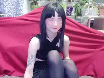 girl
        linda_harrisons cam image #203255