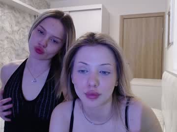 couple Latina Sex Cam with alice_nika
