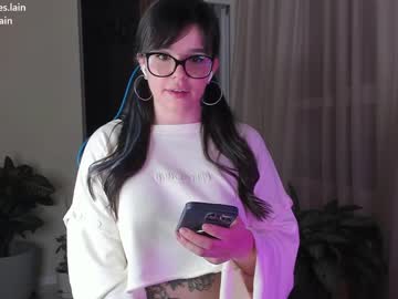 girl
        aavee cam image #22066