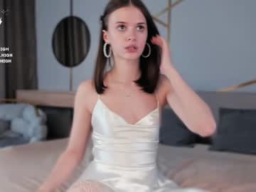 girl Latina Sex Cam with akumadadrive