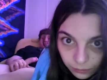 couple
        girllypopss14 cam image #203599