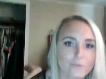 girl
        neversaynogrl cam image #110114