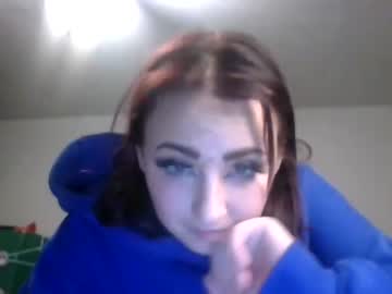 girl
        lunalou444 cam image #132351