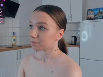 girl Latina Sex Cam with sweeet_candyy