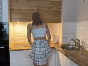 girl
        pureandinnocent_ cam image #189588