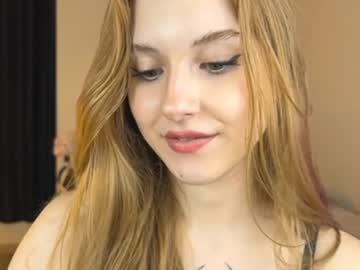 girl
        linda_morgans cam image #252145