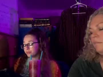 girl
        boyzenberrykush cam image #58133