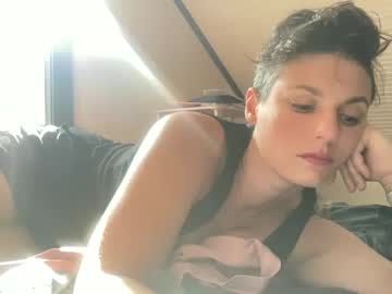 girl
        damejane cam image #13561