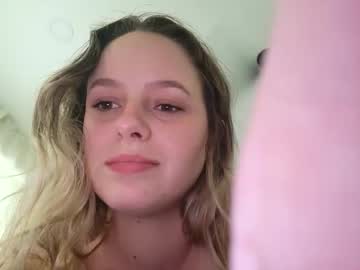 girl Latina Sex Cam with astelindigo