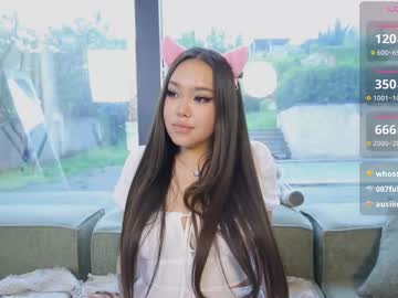 girl
        dol_ce cam image #255228