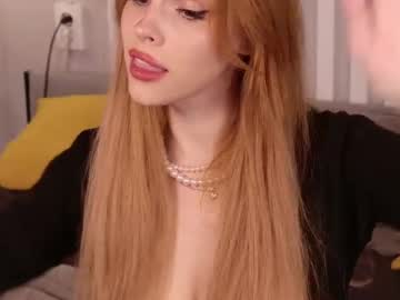 girl Latina Sex Cam with siennawave