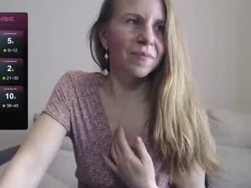 girl
        violetplath cam image #169514