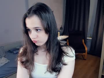 girl Latina Sex Cam with keti_bunny