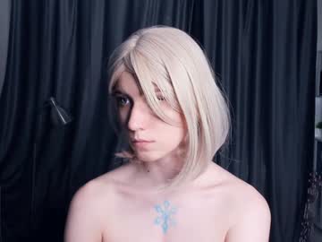 girl
        shiny_cute cam image #189402