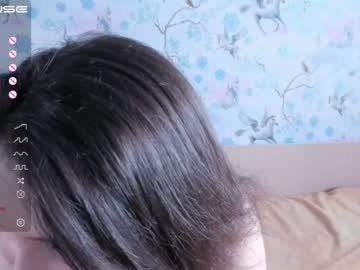 girl
        raira_nana cam image #73876