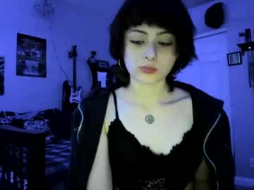 girl
        scarluvs cam image #186910