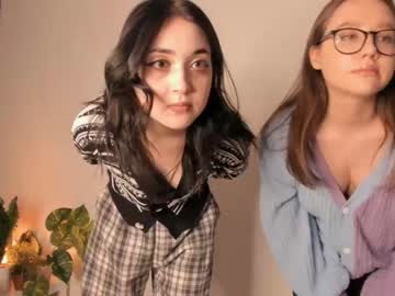 couple
        sharonhaze cam image #22434