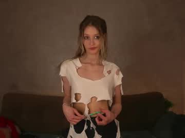 girl
        skinny_eve cam image #236430