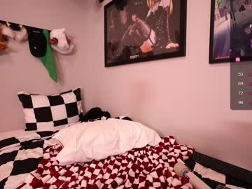 girl
        jaybbgirl cam image #112438