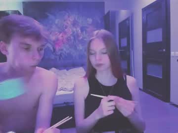 girl
        annichka cam image #97865