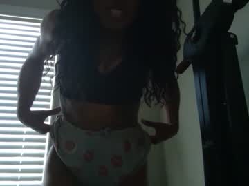 girl
        blackfitsing cam image #117554