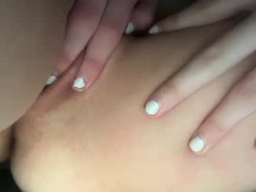 girl
        sweetielili cam image #260091