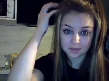 girl
        starshinex cam image #150732