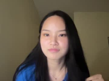 girl
        alice_lee18 cam image #2011