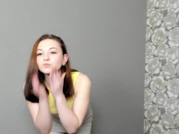 girl
        _katrin_pirs_ cam image #30198