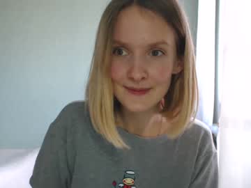 girl
        oh_lily cam image #147805