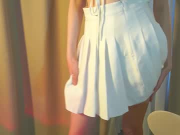 girl
        flowers_jane cam image #217540