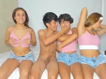 couple
        wetgirlsroom cam image #114337