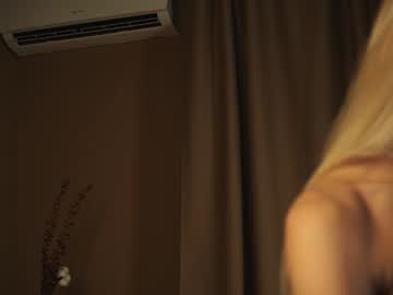 girl
        arielreal cam image #110737